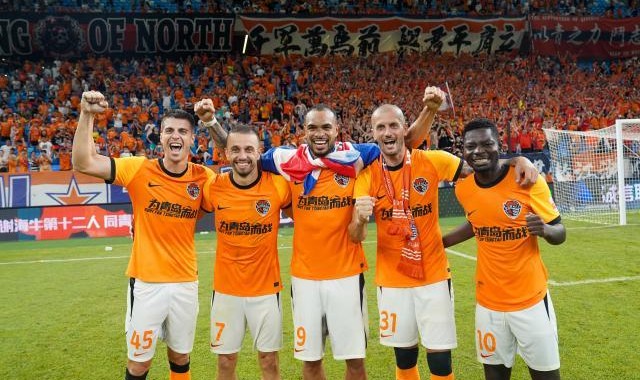 在线游戏-两记世界波擒下成都蓉城 青岛5轮抢9分脱离降级区