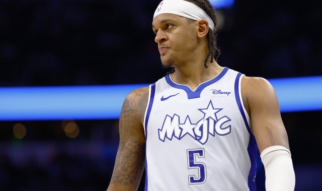 真人游戏-班凯罗：享受狄龙带来的身体对抗 但这也是我们的比赛方式