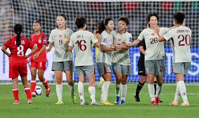 游戏平台-中国女足亚洲杯首胜，暴露四大问题！最新排名出炉，小组第一难了|马德兴|球队|比赛|对手|体能_新浪体育_新浪新闻