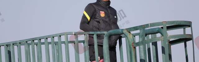 安全平台-郑智郜林等前国脚会集海口 指导07年龄段训练营