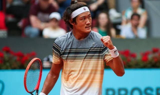 在线娱乐-取得红土赛季开门红 张之臻和商竣程都棒棒的